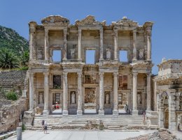 Ephesus_Celsus_Library_Facade